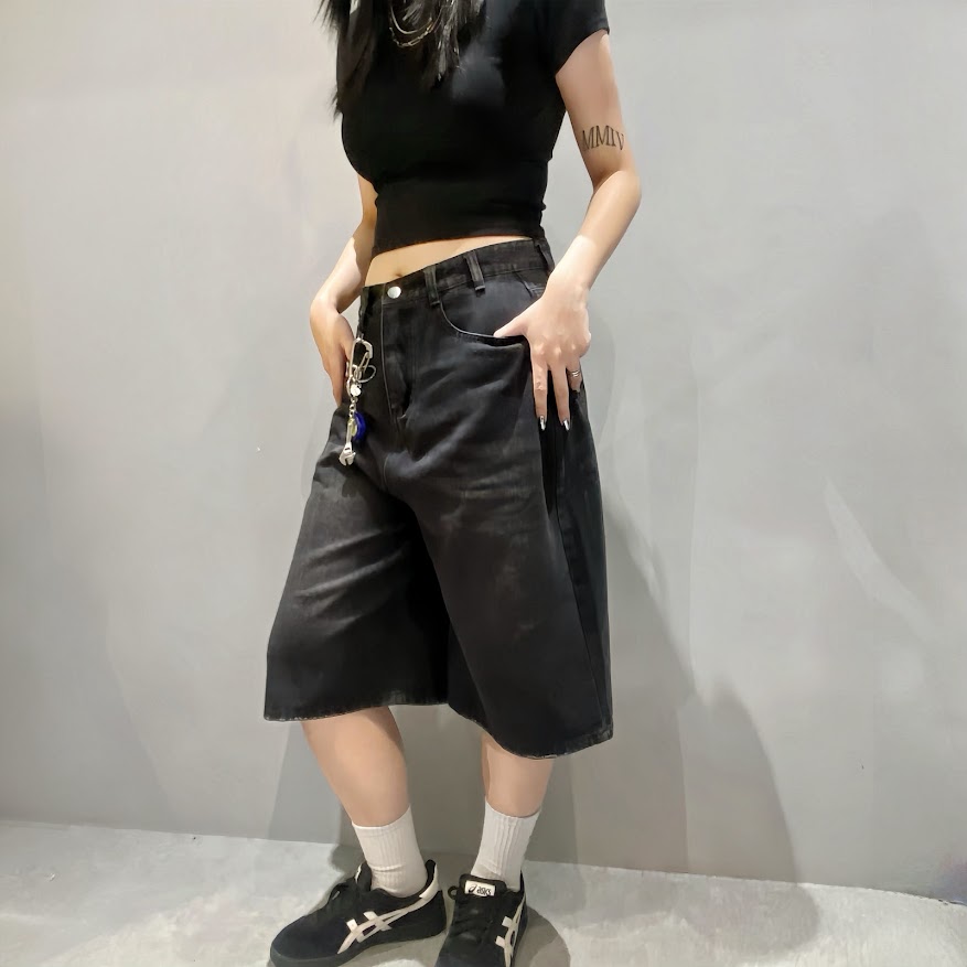 闊腿直筒寬鬆七分褲/黑