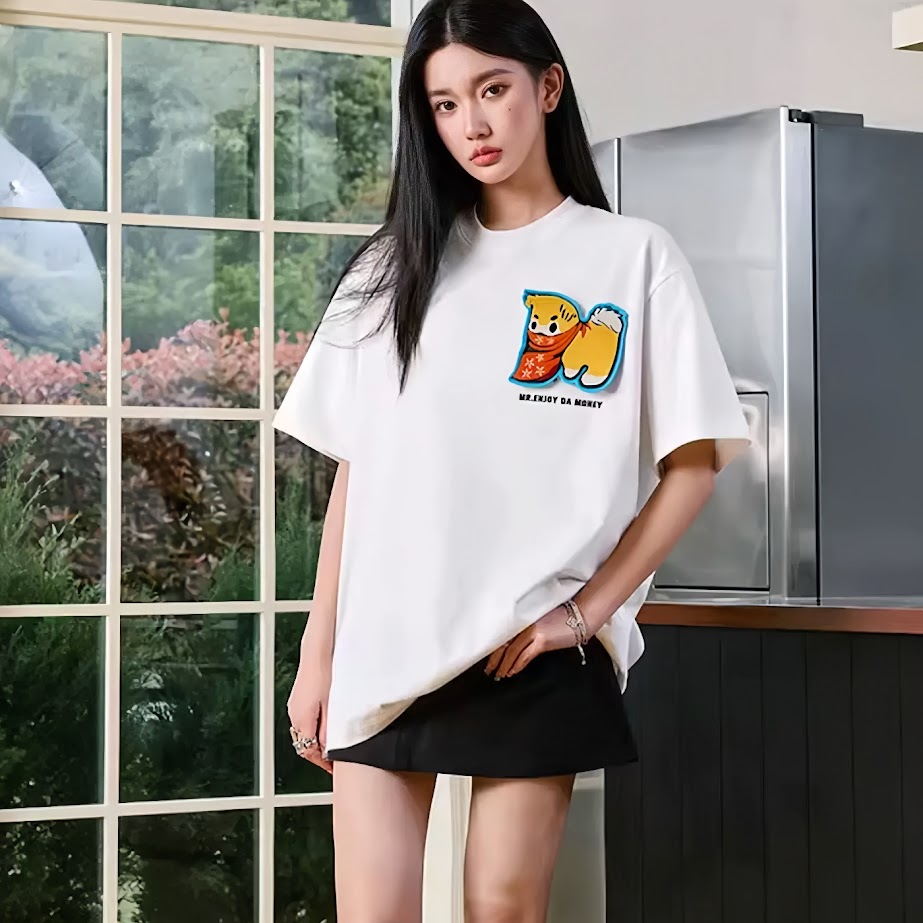 MEDM蒙面柴犬魔鬼氈短T/白